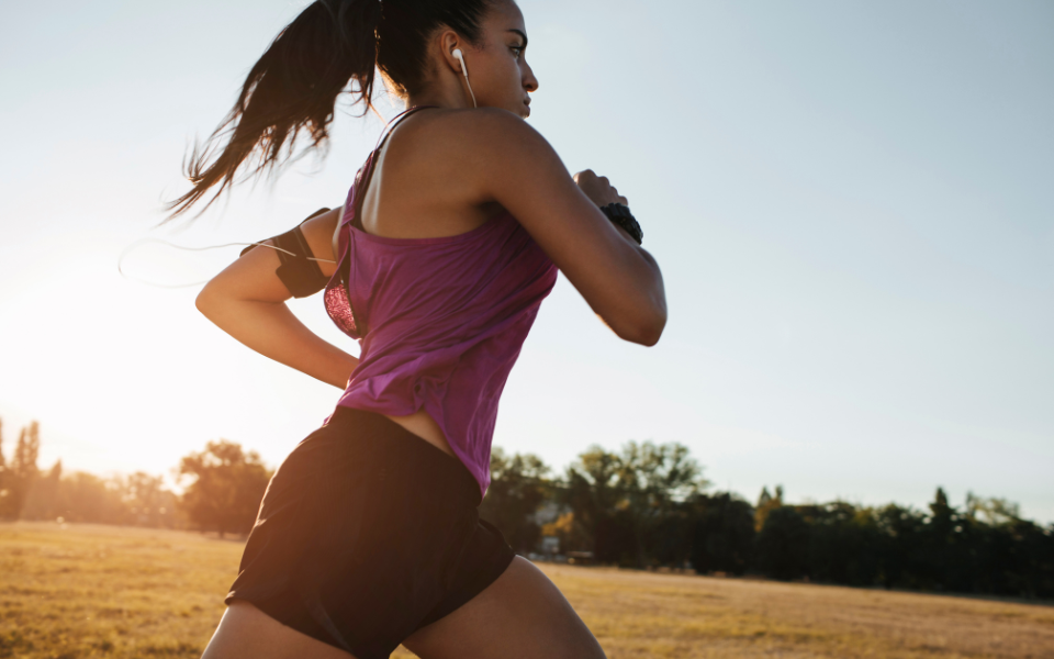 Outdoor Cardio vs. Treadmill: What’s Better for Fat Burn?